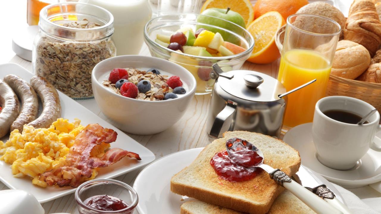 El desayuno perfecto para controlar el azúcar en sangre debe tener estos alimentos